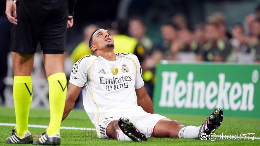 皇马官方：阿诺德左腿肌肉损伤 预计伤停6-8周