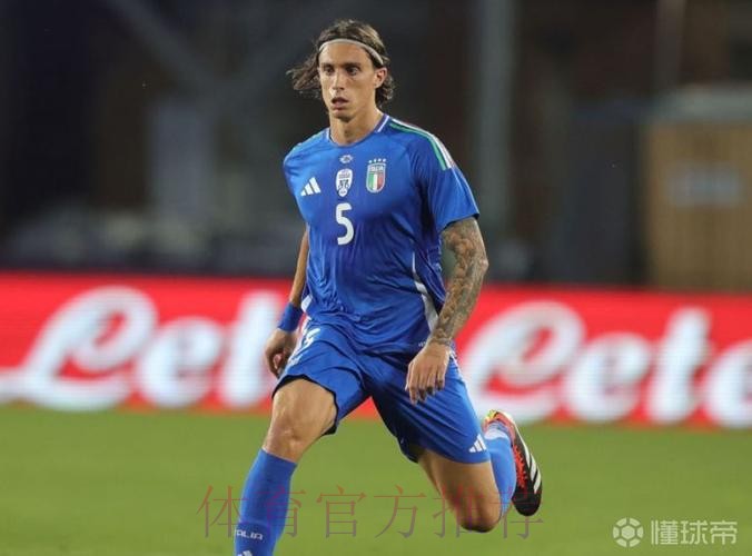 意媒:皇马关注卡拉菲奥里 阿森纳要价超8000万欧